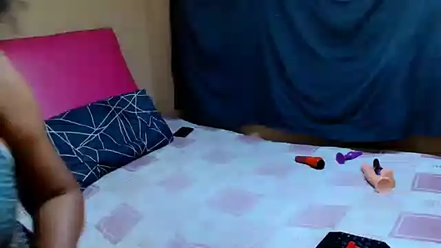 OmegaLipps online show from 03.10.25