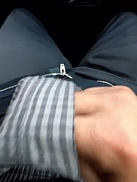 Snapshot of mjiyk1130 chatting on 02.13.26 mjiyk1130 online show from 02.13.26