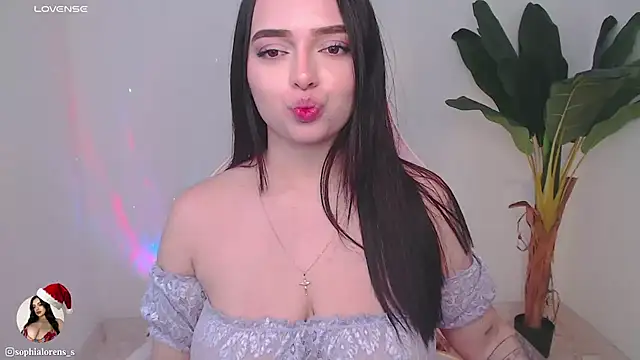 sophialorens s online show from 12.17.24