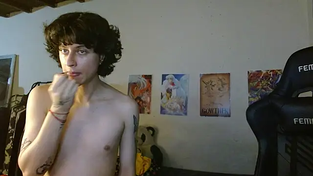 angelitofemboy online show from 01.26.25