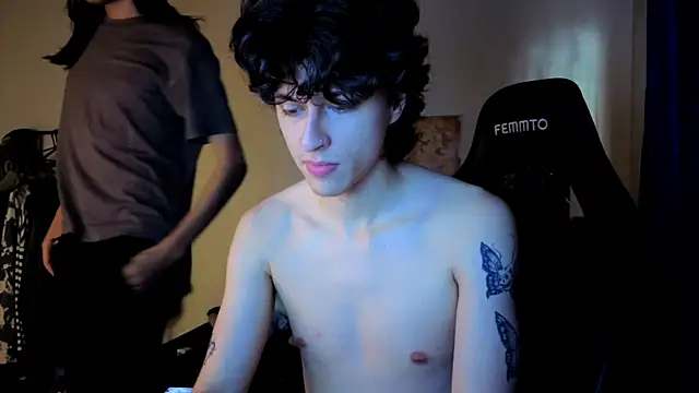 Snapshot of angelitofemboy chatting on 12.03.25 angelitofemboy online show from 12.03.25