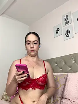 Snapshot of ImAlicee chatting on 04.14.26 ImAlicee online show from 04.14.26