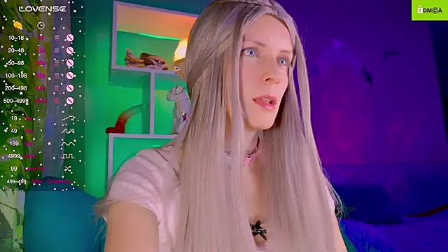 Flash Summer online show from 10.30.25