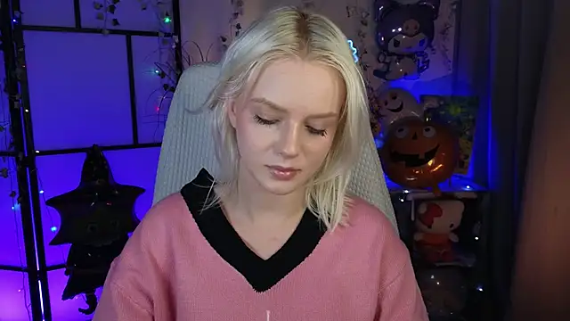 Snapshot of ImBonBon chatting on 10.11.25 ImBonBon online show from 10.11.25