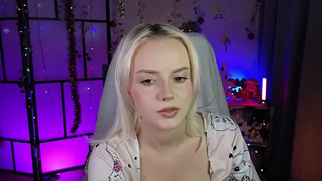 ImBonBon online show from 12.17.25