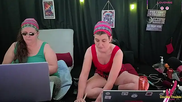 Sexy Mama-69 online show from 11.26.25