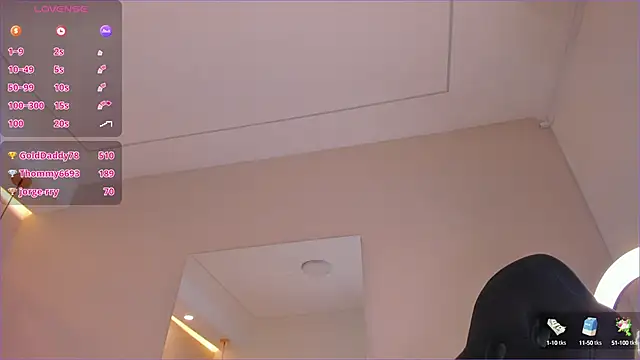 Snapshot of VioletaAbel chatting on 01.17.25 VioletaAbel online show from 01.17.25