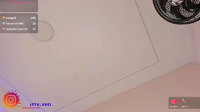 Snapshot of VioletaAbel chatting on 02.24.25 VioletaAbel online show from 02.24.25