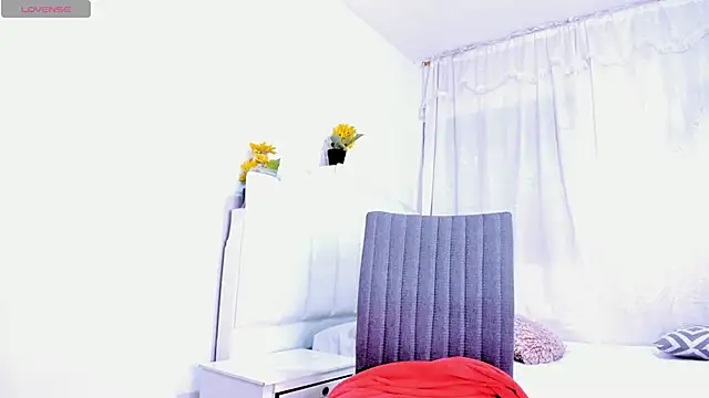 RoxannaBlanche online show from 03.02.25