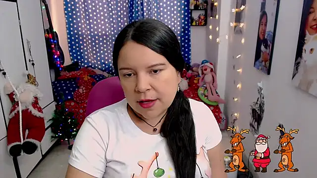 Snapshot of claryssa_ chatting on 01.01.25 claryssa online show from 01.01.25