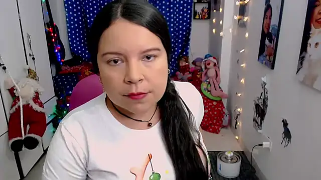 Snapshot of claryssa_ chatting on 01.01.25 claryssa online show from 01.01.25