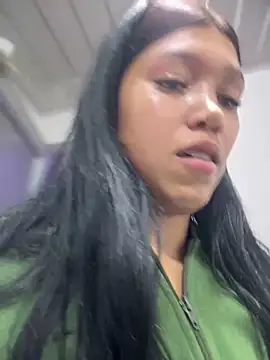 Snapshot of emily_rosse04 chatting on 03.09.25 emily rosse04 online show from 03.09.25