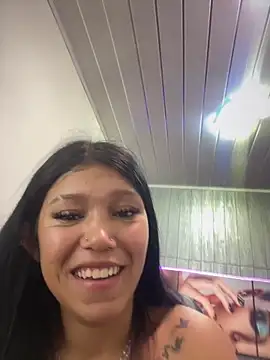 Snapshot of emily_rosse04 chatting on 02.03.26 emily rosse04 online show from 02.03.26