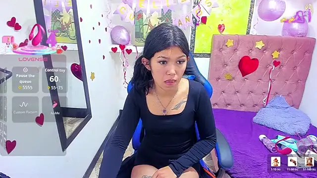 Snapshot of emily_rosse04 chatting on 02.23.26 emily rosse04 online show from 02.23.26