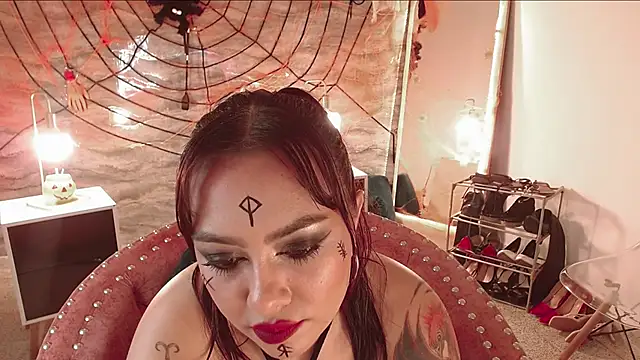 samara smithh online show from 10.25.25