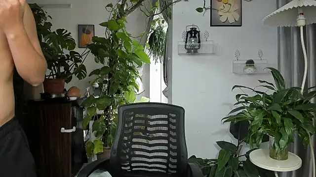 Oliver Nl online show from 11.22.25