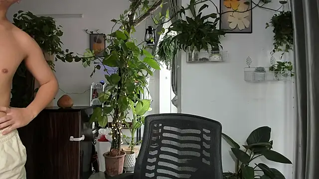 Oliver Nl online show from 12.19.25