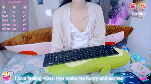 Ly   online show from 03.05.26