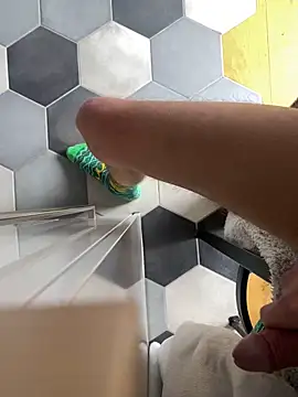 Maxthekid online show from 02.04.25