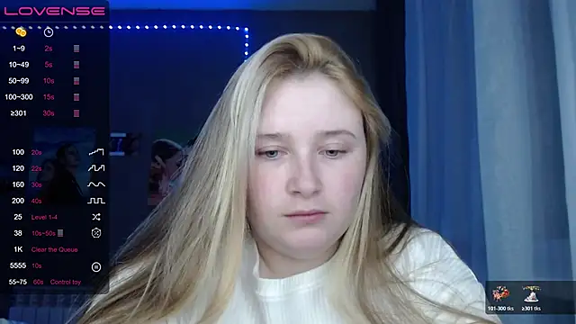 Light Luna online show from 11.04.25