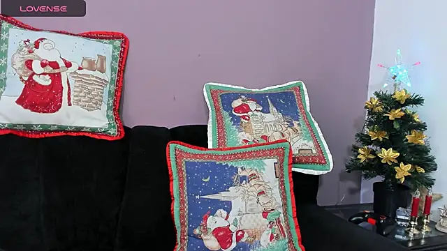 Snapshot of lenna__lujan05 chatting on 01.06.25 lenna lujan05 online show from 01.06.25