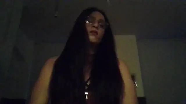 NeverTooMuch95 online show from 10.05.25