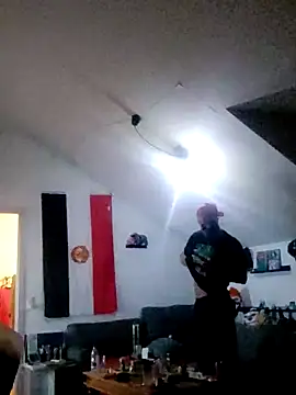 eltoulou online show from 02.05.25