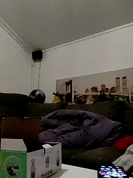 eltoulou online show from 03.17.25