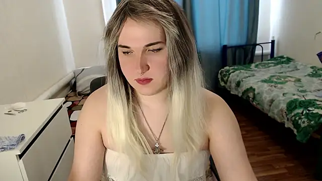 EvaMiron online show from 03.03.26