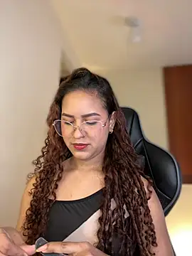 gretta kler1 online show from 01.15.25