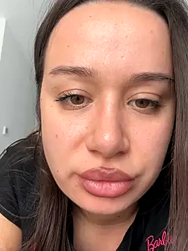 deliaroyal online show from 09.21.25