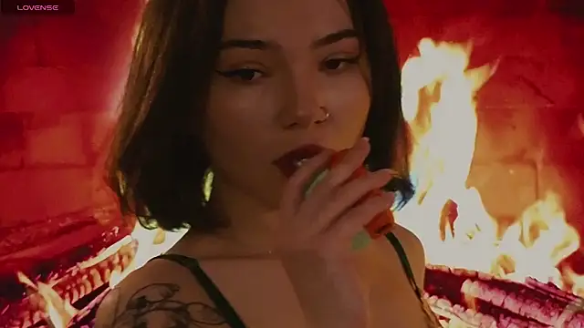 Snapshot of SandraBoyl chatting on 02.02.26 SandraBoyl online show from 02.02.26