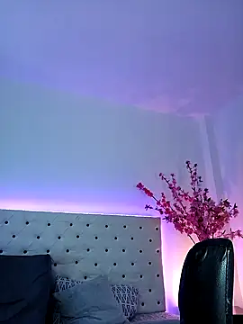 Snapshot of Elektra_Queen chatting on 02.19.25 Elektra Queen online show from 02.19.25