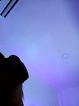 Snapshot of Elektra_Queen chatting on 10.22.25 Elektra Queen online show from 10.22.25