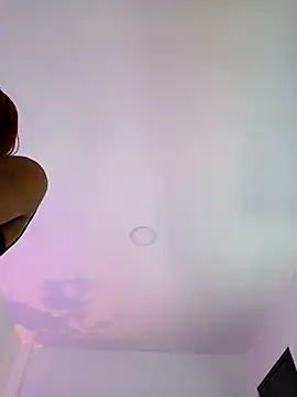 Snapshot of Elektra_Queen chatting on 11.20.25 Elektra Queen online show from 11.20.25