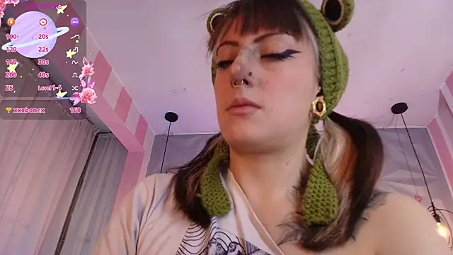 Snapshot of Candy_morgan412 chatting on 10.03.25 Candy morgan412 online show from 10.03.25