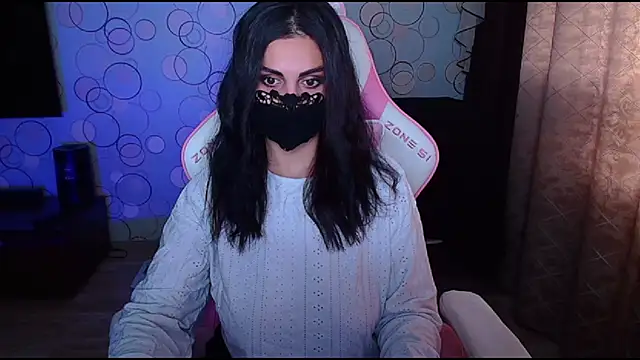   Yasmina   online show from 10.19.25