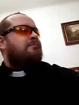 Snapshot of perversalus chatting on 01.12.25 perversalus online show from 01.12.25