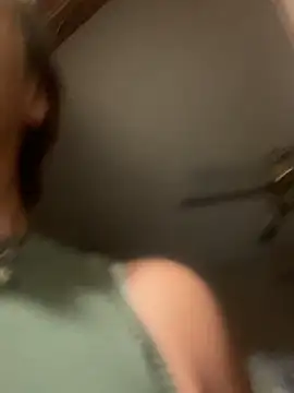 Snapshot of Everlyrose27 chatting on 09.23.25 Everlyrose27 online show from 09.23.25