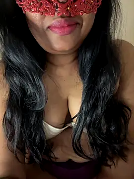 Snapshot of Shasha_X chatting on 11.06.25 Shasha X online show from 11.06.25