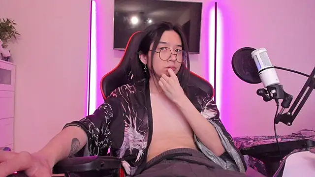 wexlee7 online show from 11.28.25