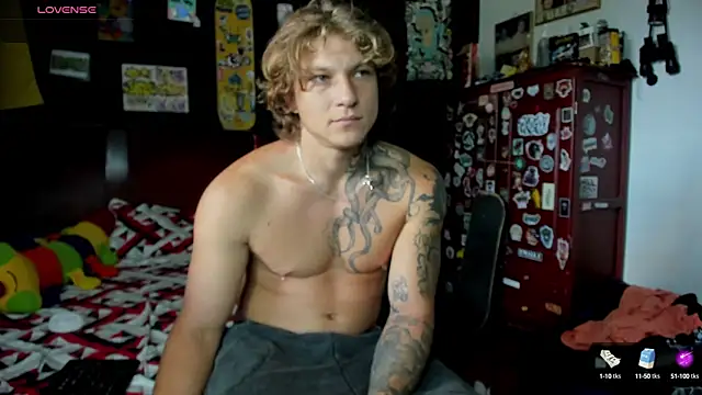 Tom Krakow online show from 10.25.25