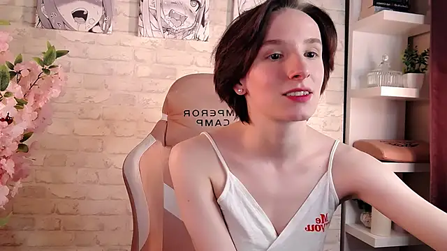 Snapshot of Violet_Veliya chatting on 01.11.25 Violet Veliya online show from 01.11.25