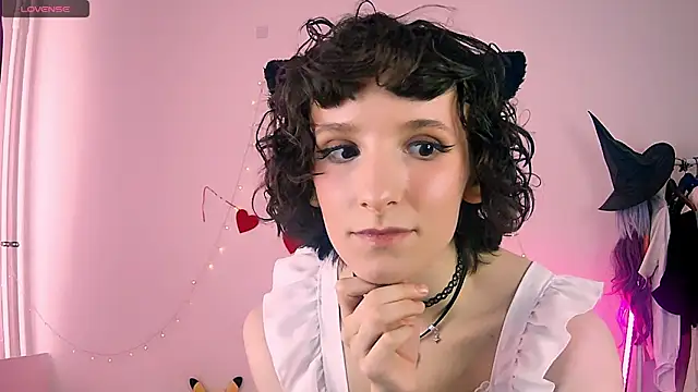 Violet Veliya online show from 03.14.26