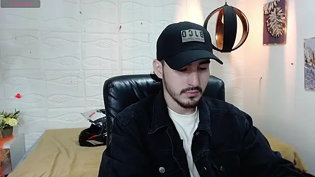 DmitriSanders online show from 12.18.24