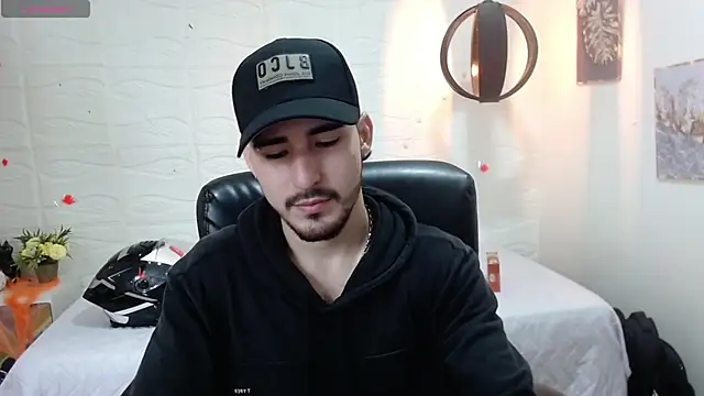 DmitriSanders online show from 12.23.24