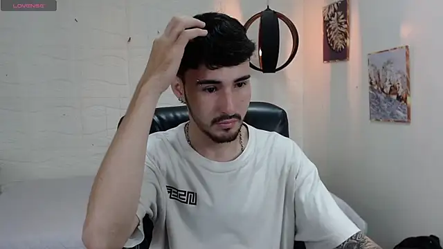 DmitriSanders online show from 12.28.24