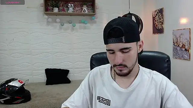 DmitriSanders online show from 01.17.25