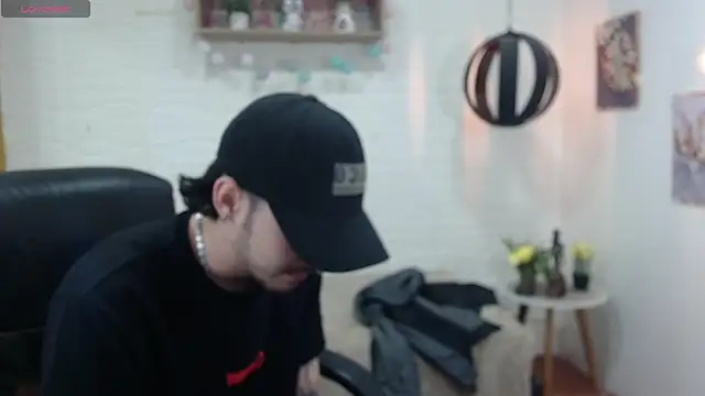 DmitriSanders online show from 01.21.25