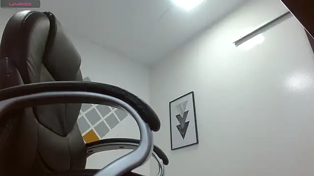 DmitriSanders online show from 01.26.25